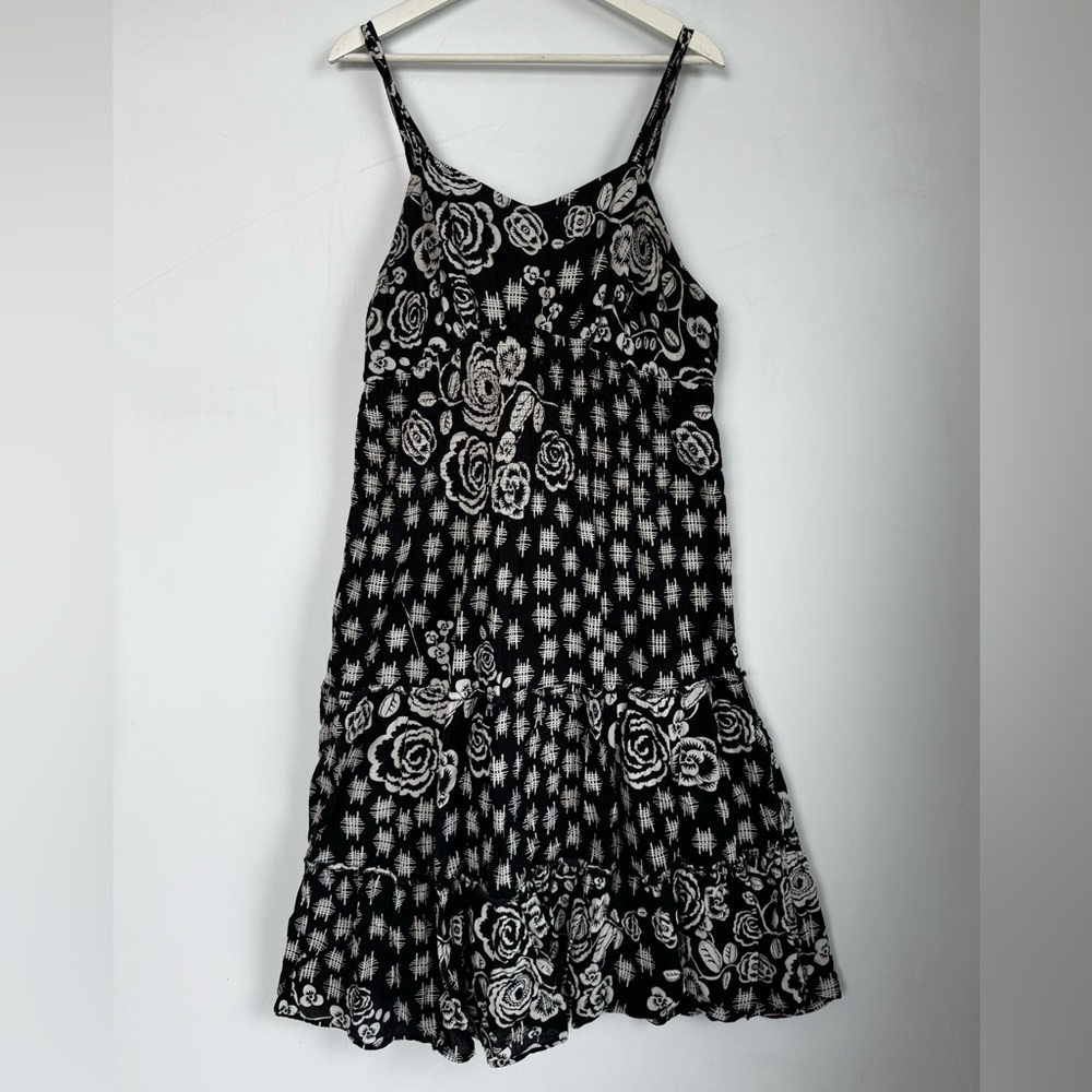 MLLE Gabrielle Black and White Tiered Maxi Dress Size 1X - Picture 12 of 14